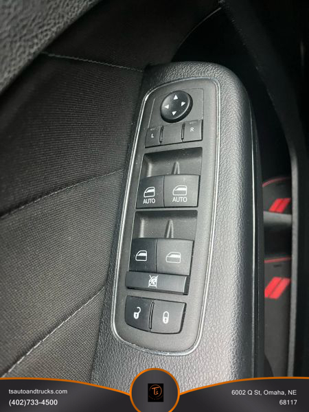 2021 Dodge Charger R/T photo 18