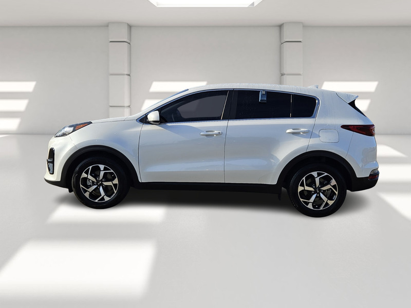 2022 Kia Sportage LX photo 2
