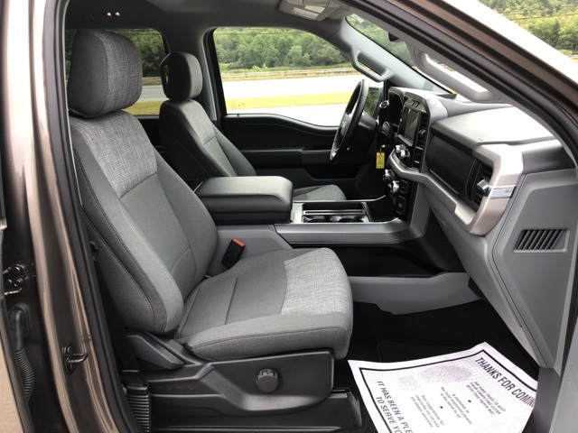 2023 Ford F-150 XLT photo 29