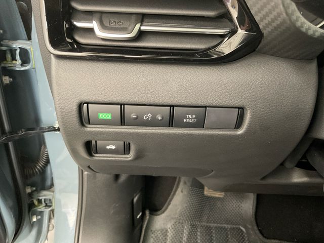 2025 Nissan Sentra SR photo 17