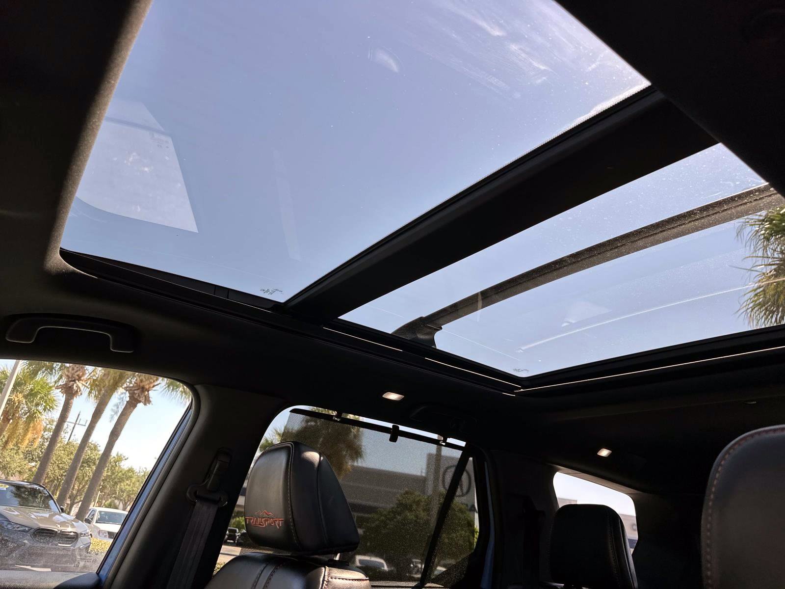 2023 Honda Pilot TrailSport photo 21