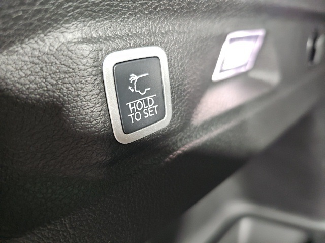 2025 Jeep Grand Cherokee Altitude photo 25
