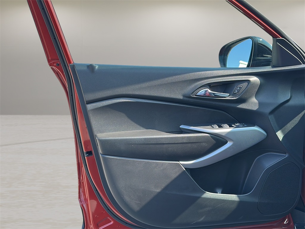 2024 Chevrolet Trax photo 21