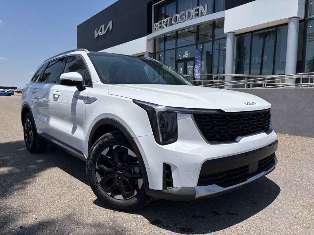 2025 Kia Sorento S's photo