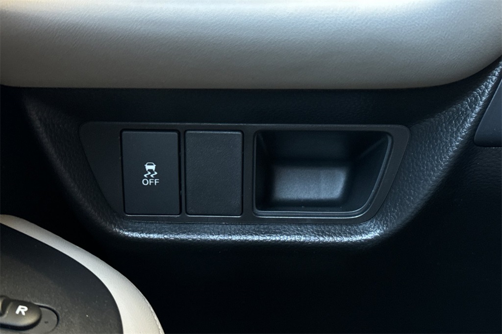 2026 Honda HR-V LX photo 26