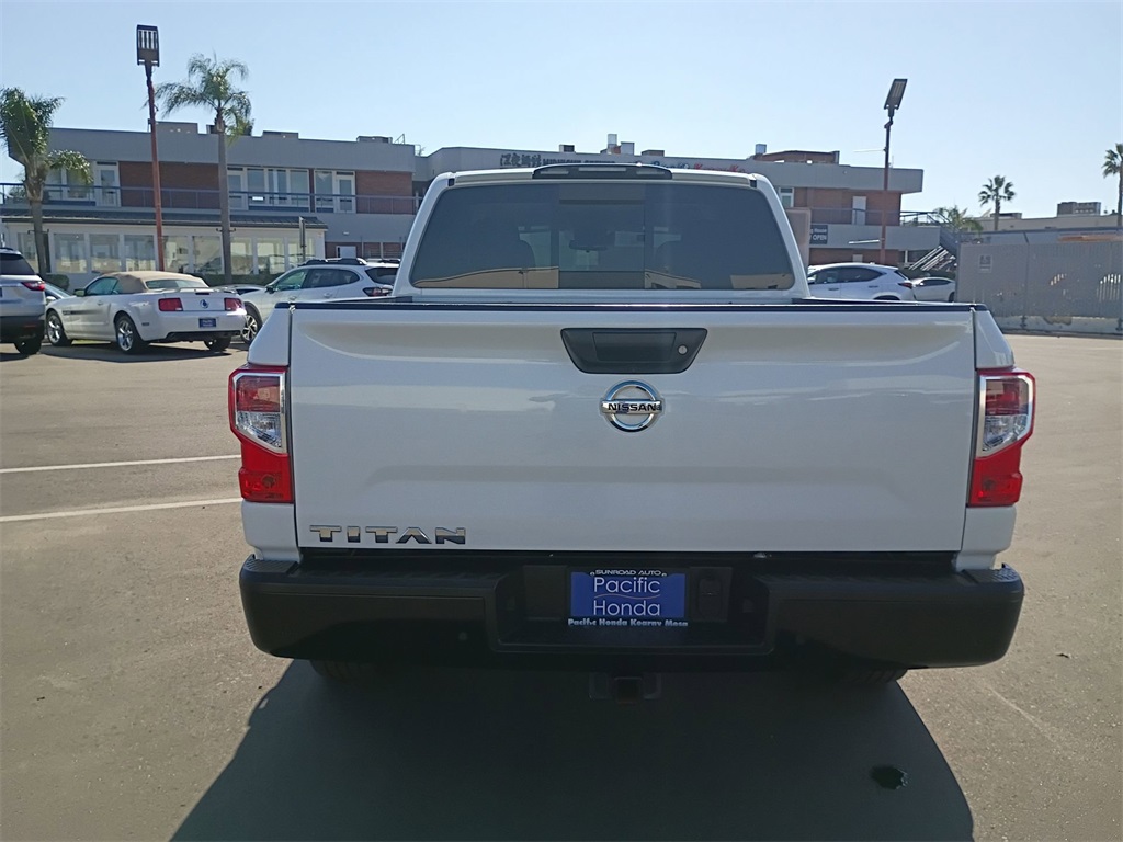 2021 Nissan Titan S photo 31