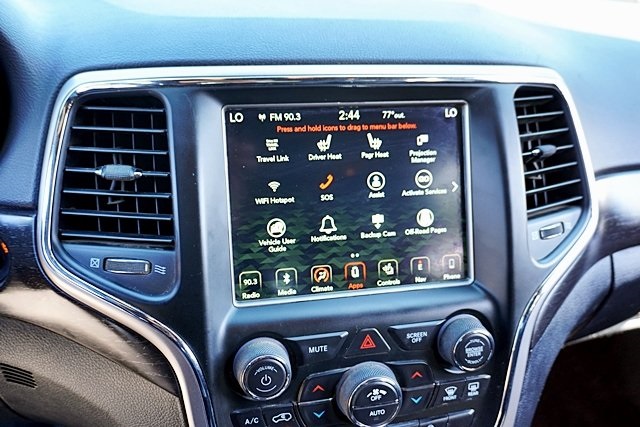 2018 Jeep Grand Cherokee Altitude photo 14