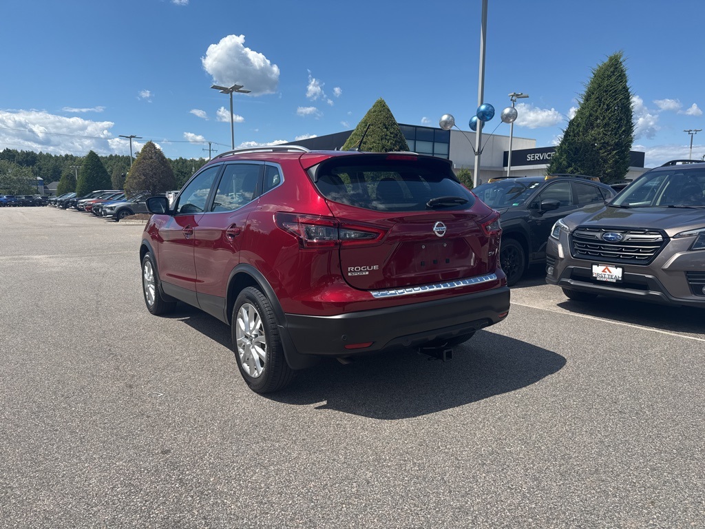 2021 Nissan Rogue Sport SV photo 2