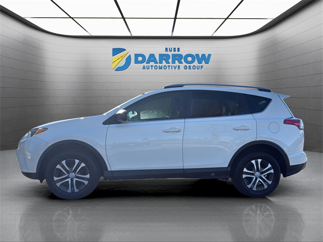 2017 Toyota RAV4 LE photo 2