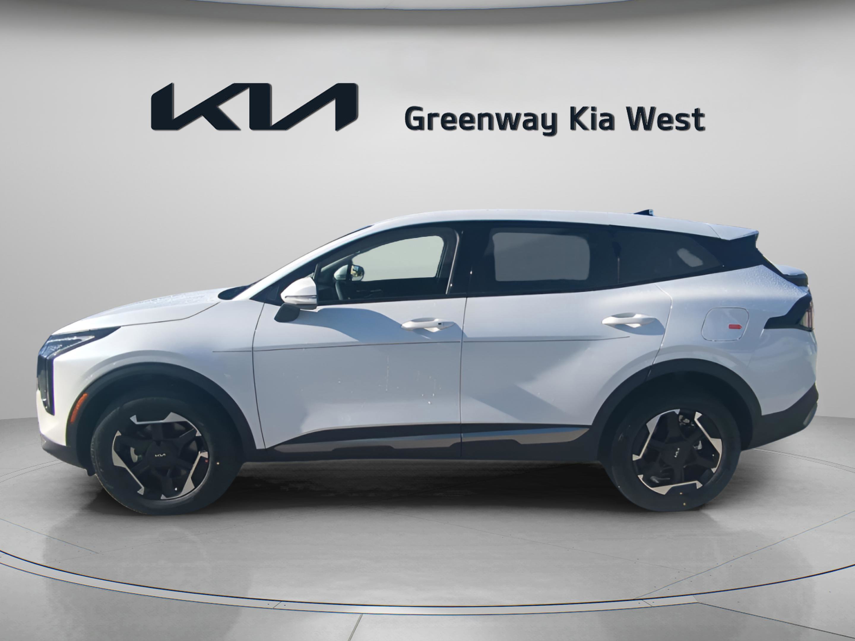 2026 Kia Sportage Hybrid S photo 4