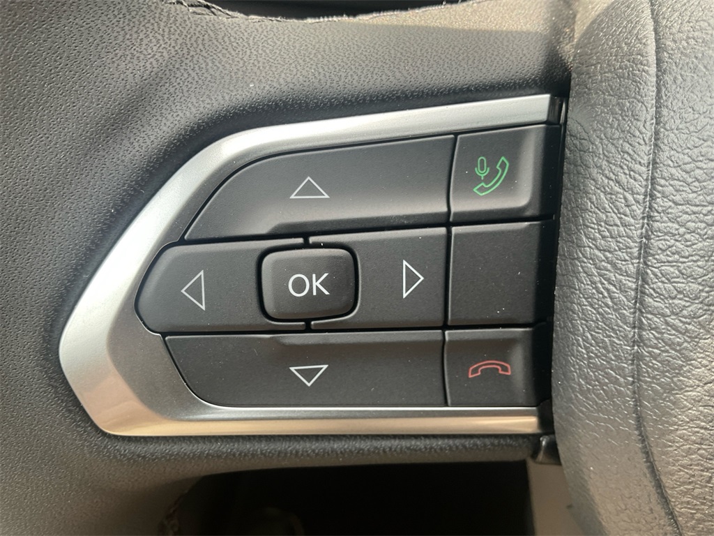 2025 Jeep Compass Latitude photo 31