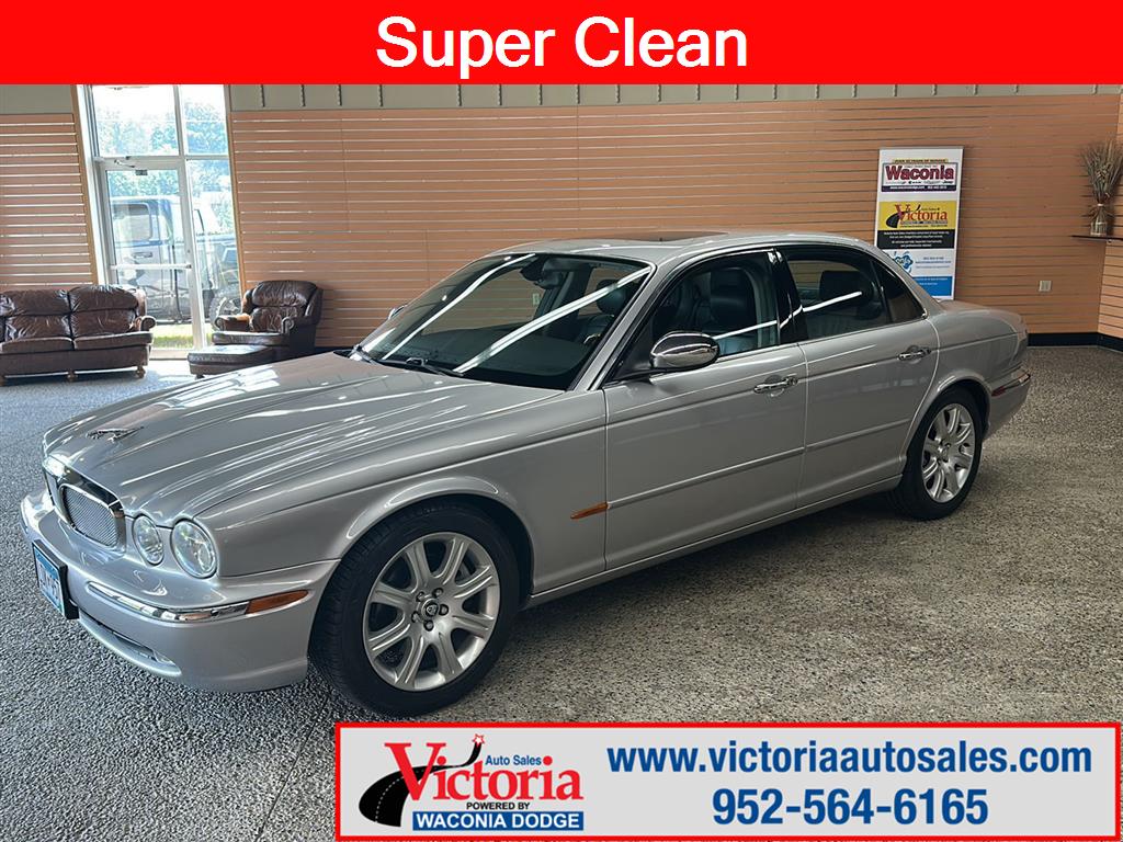 2004 Jaguar XJ Series Vanden Plas's photo