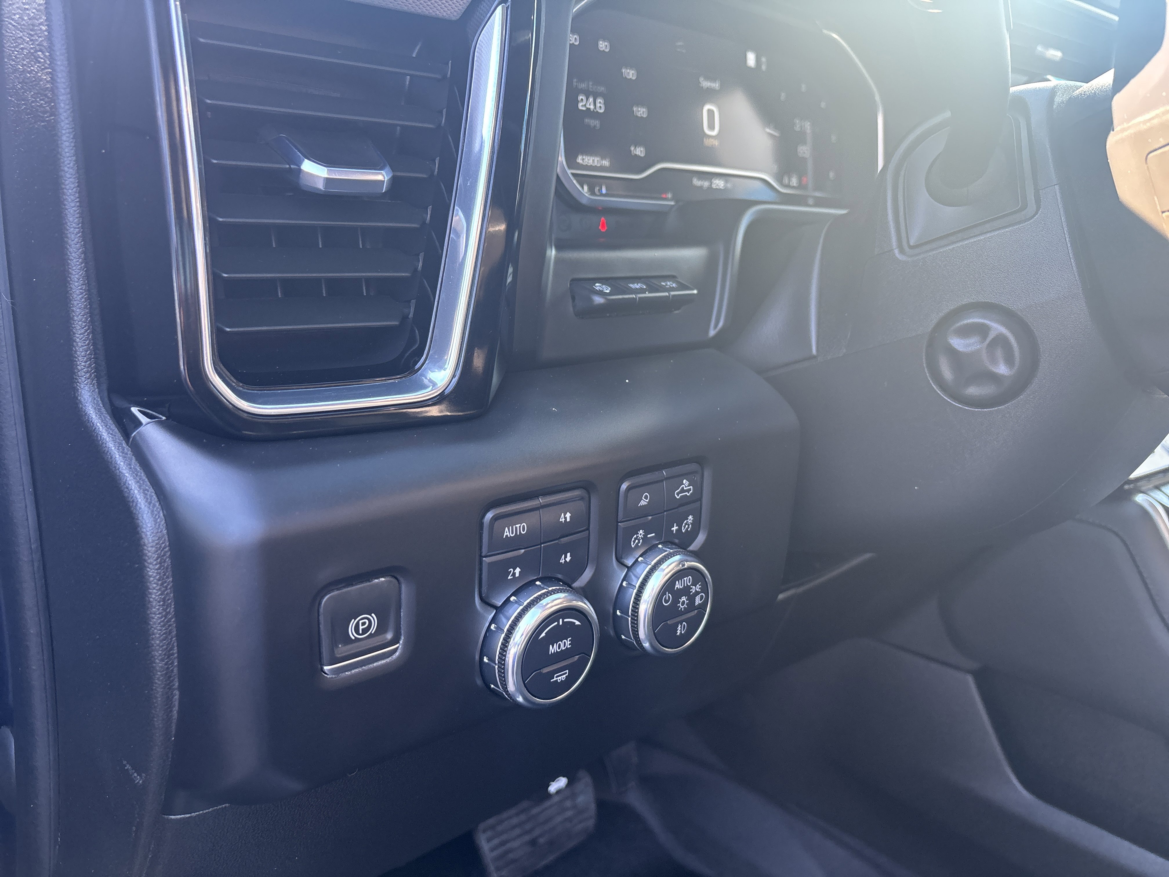 2023 Gmc Sierra 1500 Denali photo 3