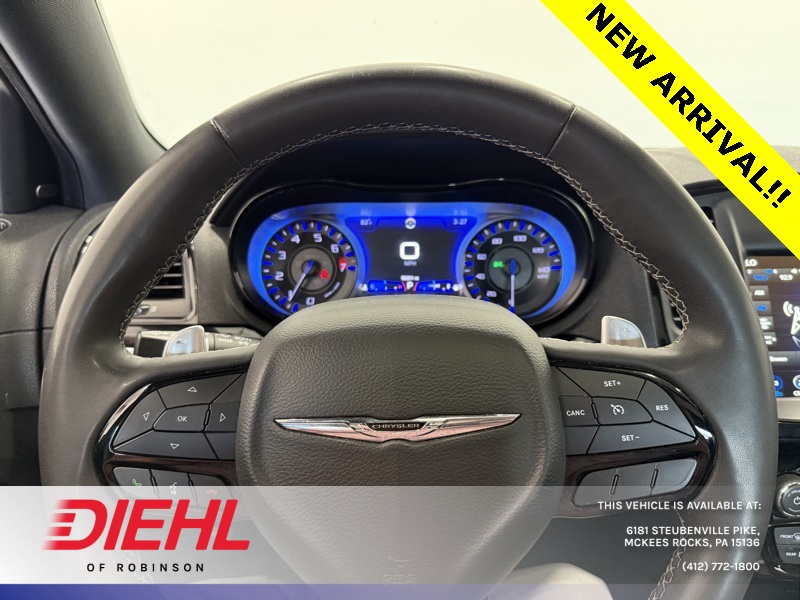 2022 Chrysler 300 S photo 17