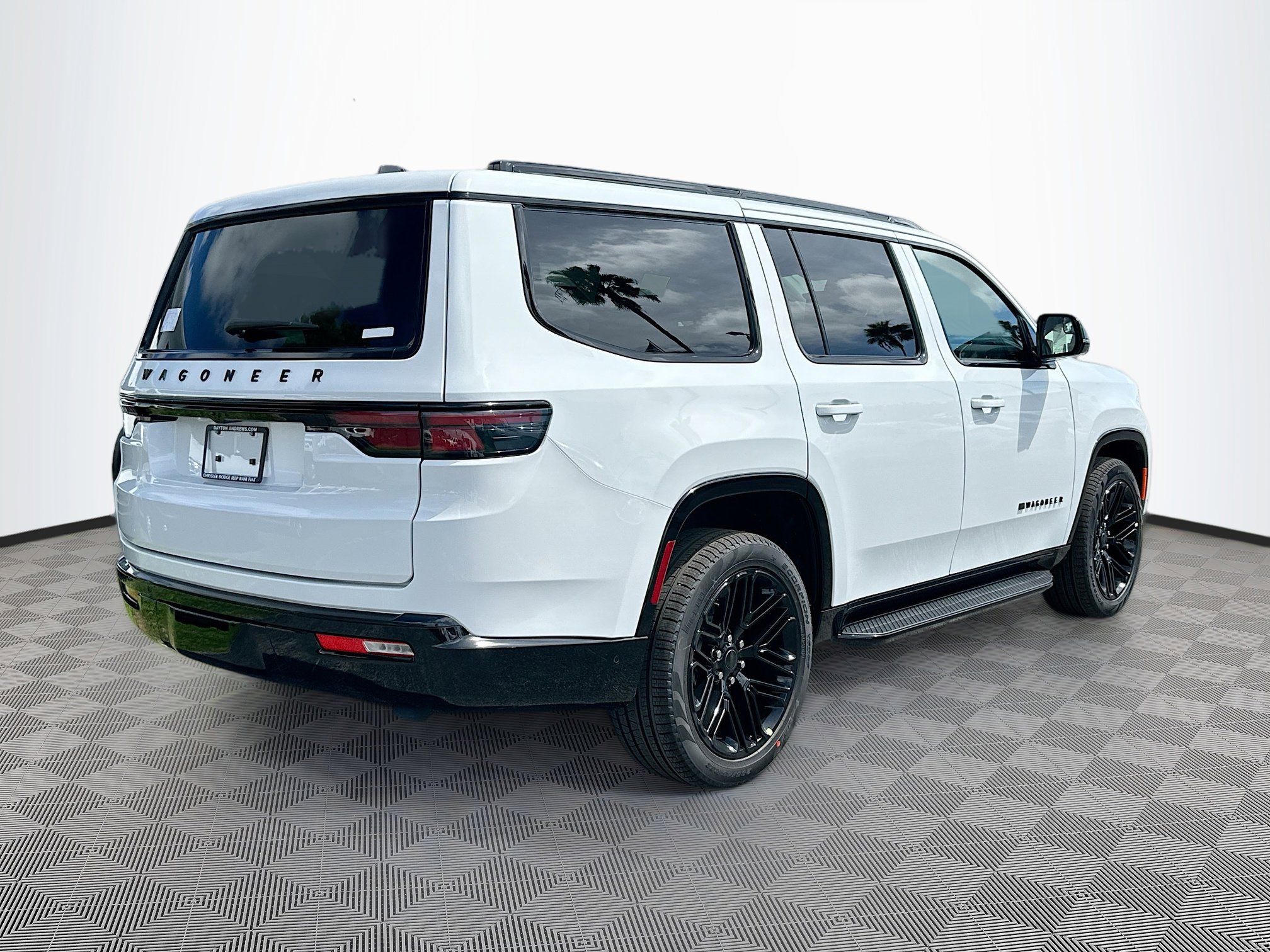 2025 Jeep Wagoneer Series II Carbide photo 3