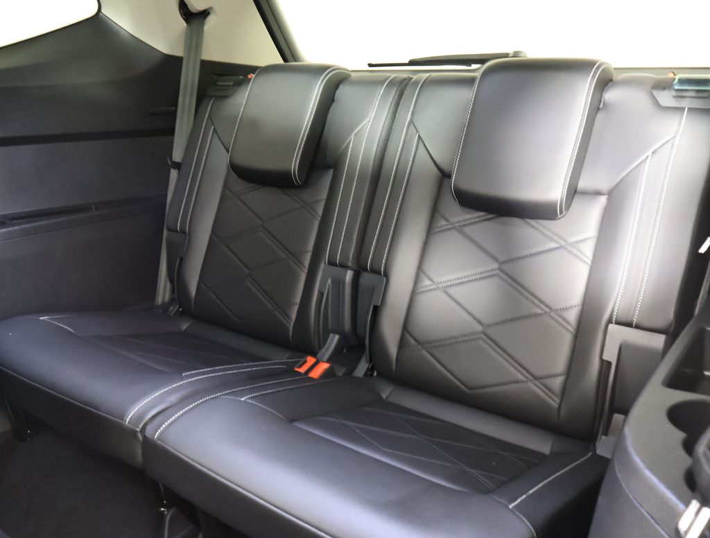 2024 Volkswagen Atlas SE Technology photo 16