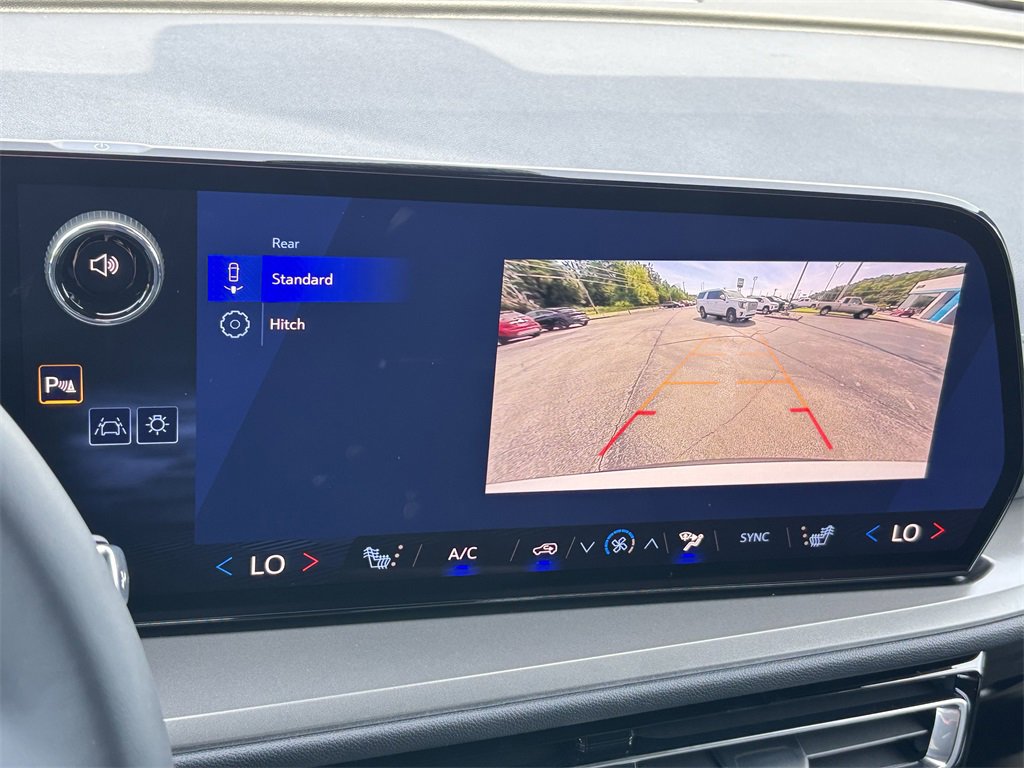 2026 Chevrolet Traverse photo 18