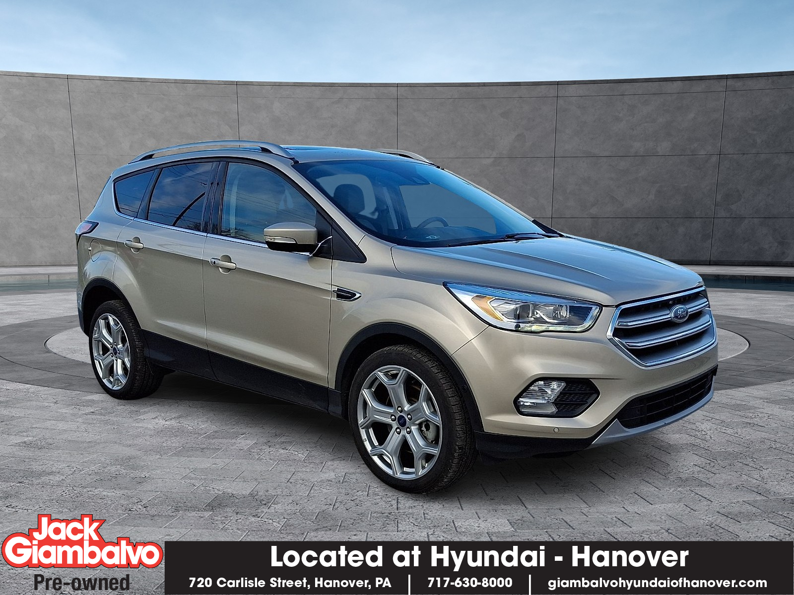 2017 Ford Escape Titanium's photo