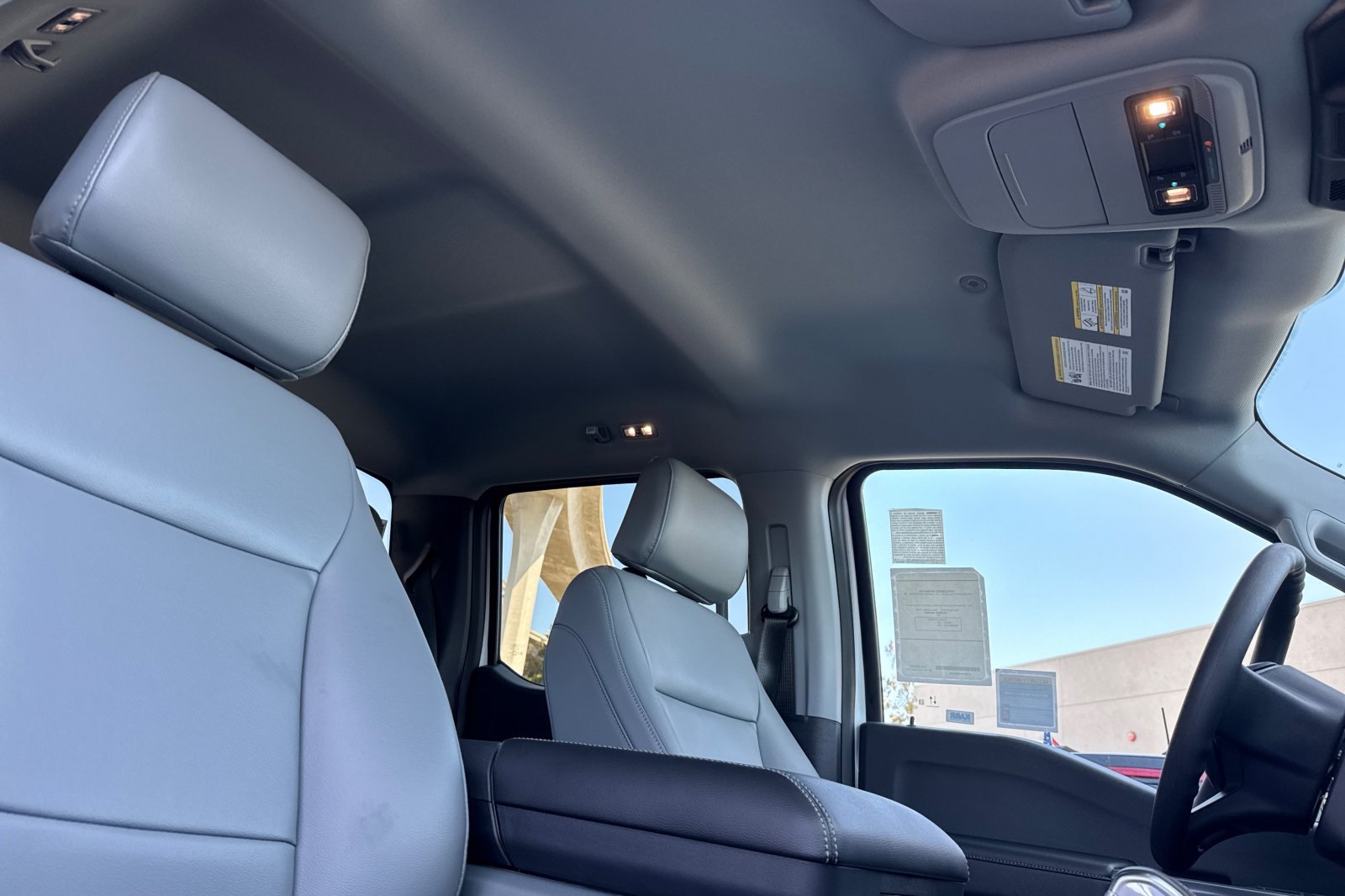 2024 Ford F-150 Lightning photo 14