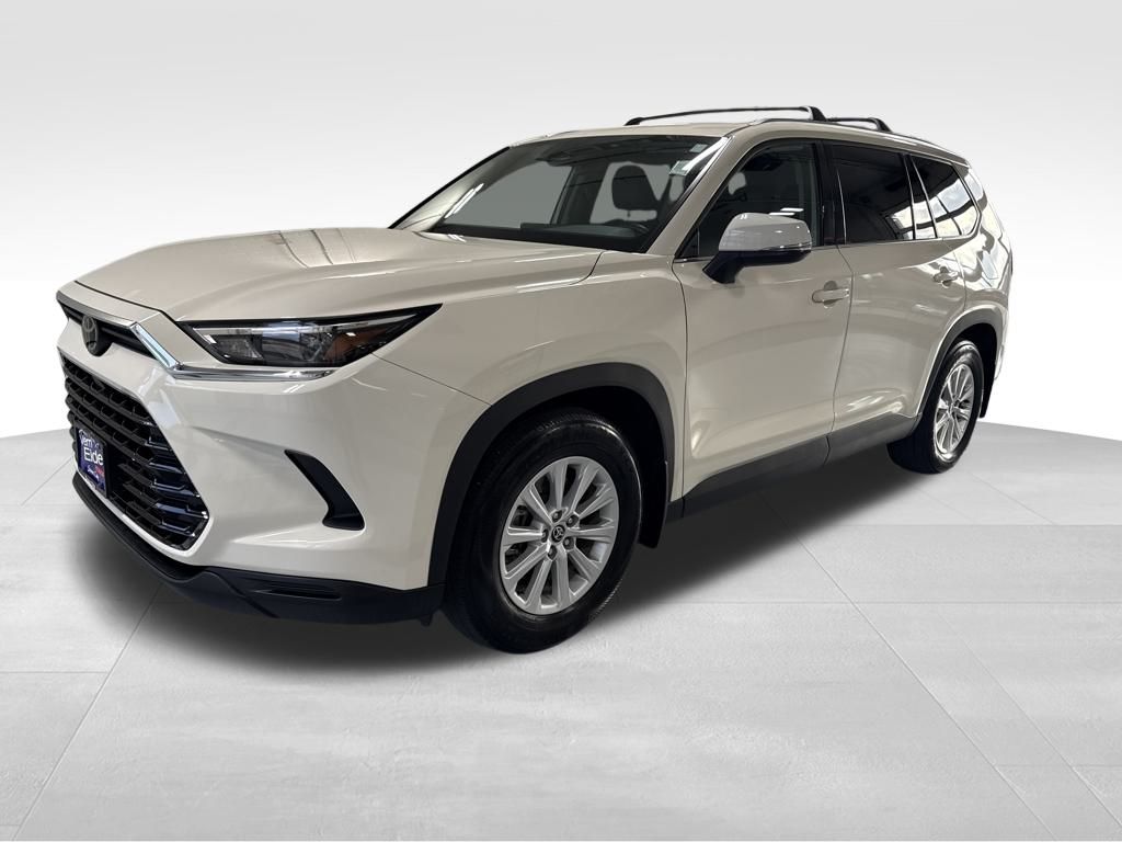 2024 Toyota Grand Highlander XLE's photo