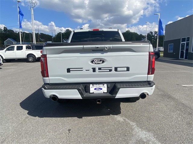 2024 Ford F-150 Lariat photo 2