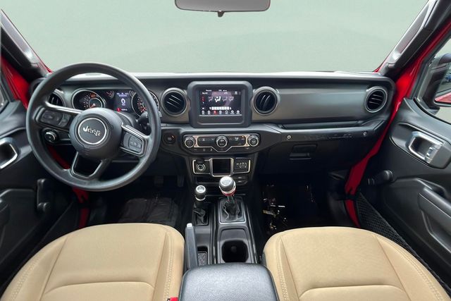 2023 Jeep Wrangler Willys photo 31