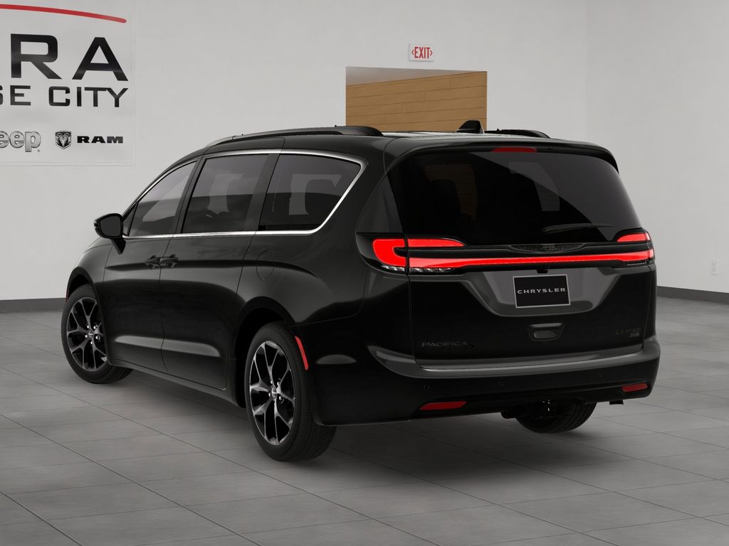 2026 Chrysler Pacifica Limited photo 2