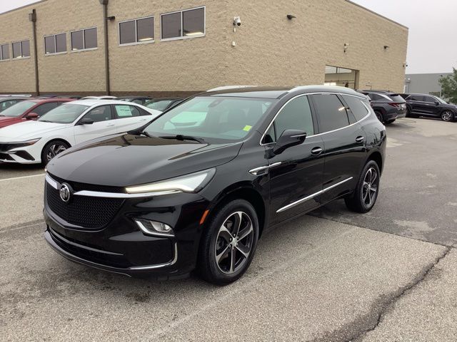 2022 Buick Enclave Essence