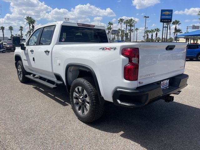 2026 Chevrolet Silverado 2500HD Custom photo 5