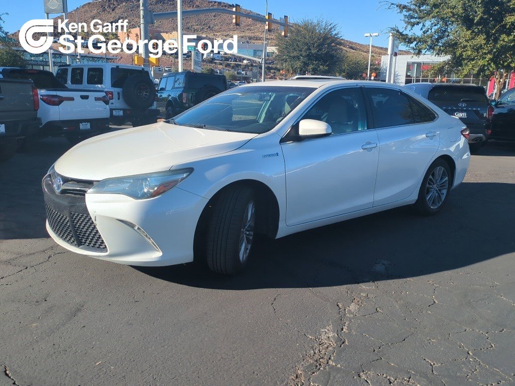 2015 Toyota Camry SE Hybrid