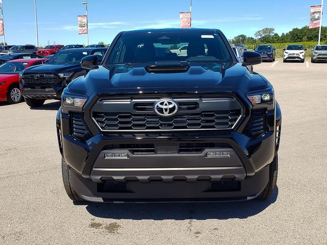 2025 Toyota Tacoma TRD Sport 4x4 Double Cab photo 2