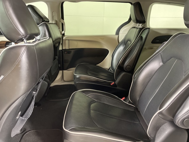 2022 Chrysler Pacifica Hybrid Limited photo 33