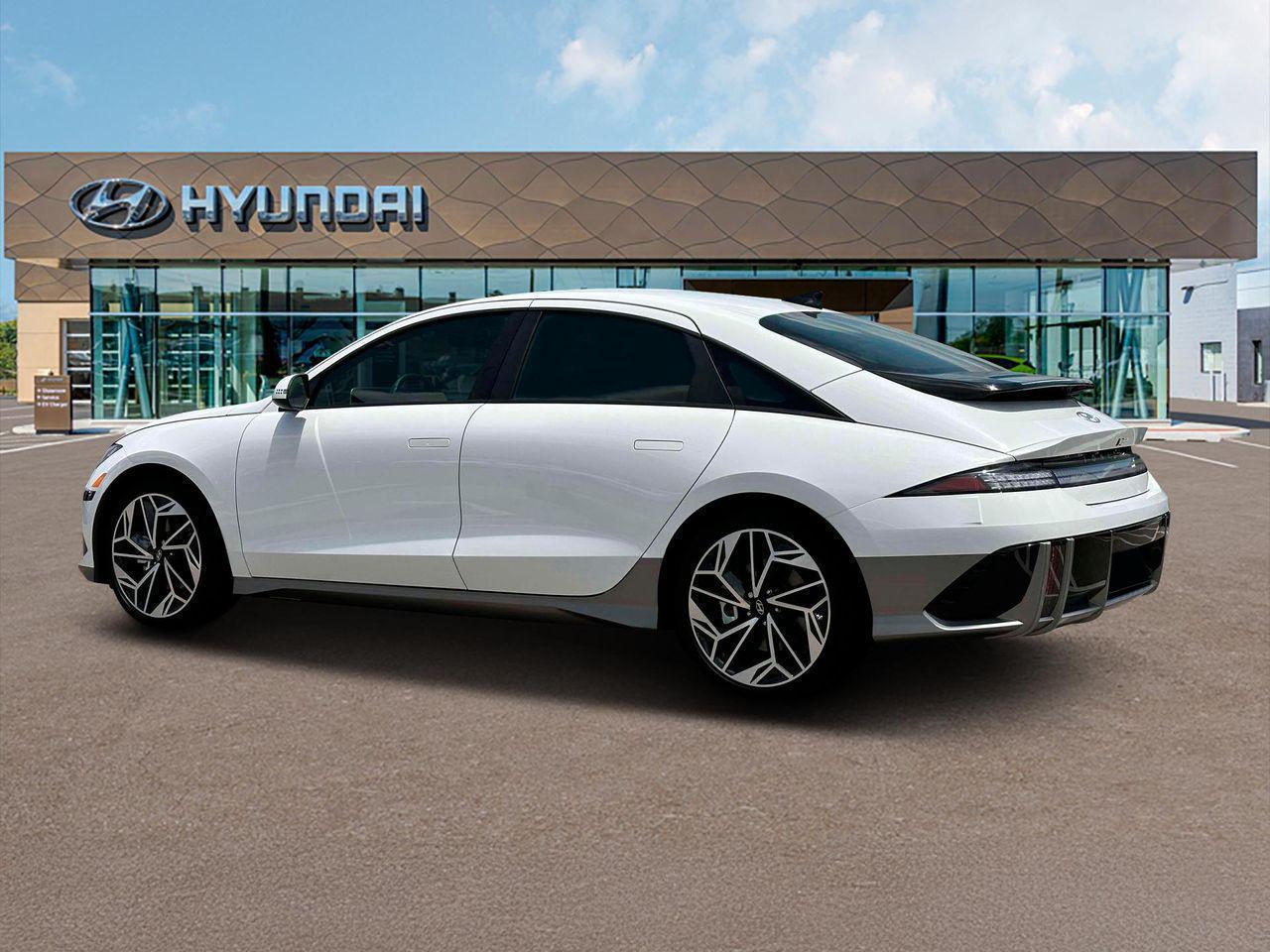 2025 Hyundai Ioniq 6 SEL photo 4