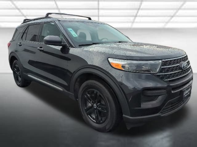 2022 Ford Explorer XLT's photo