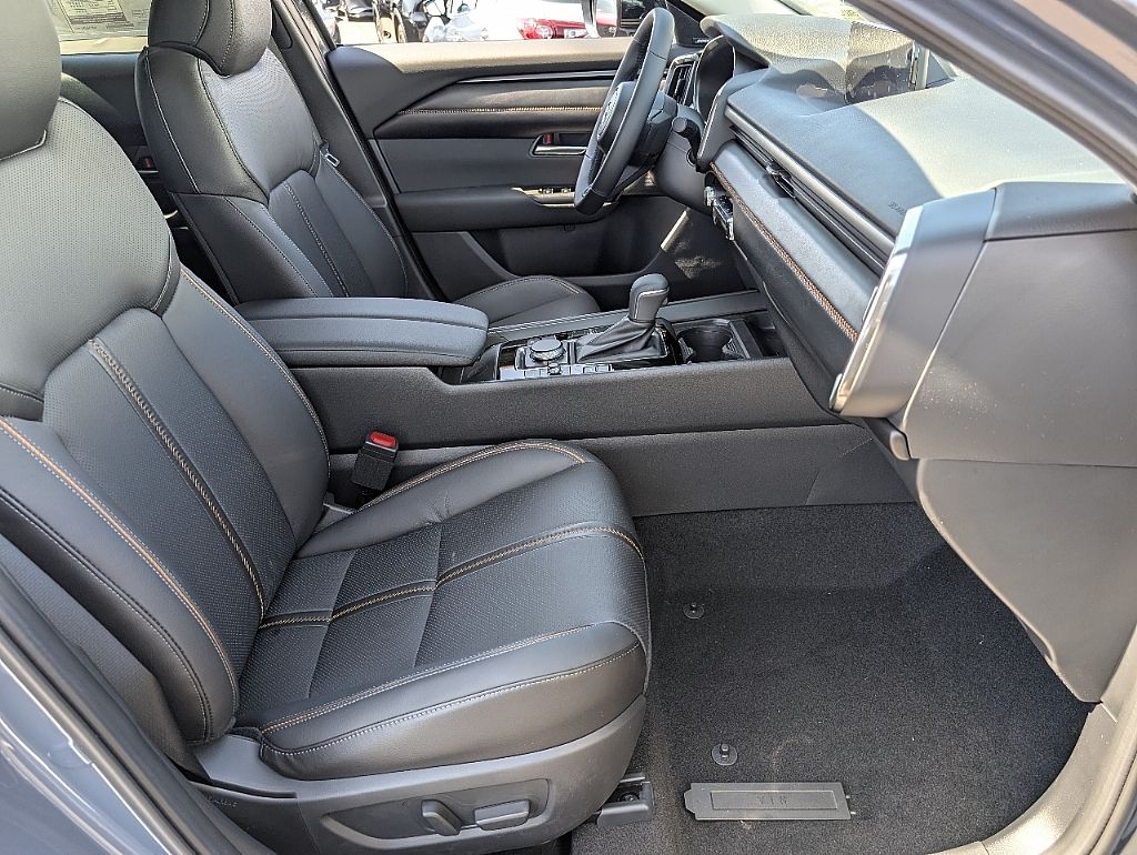 2025 Mazda CX-50 Premium Plus photo 15