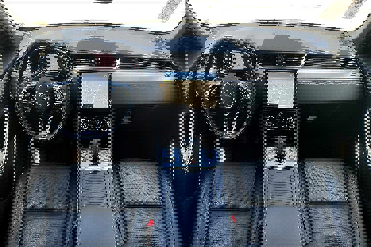 2024 Jaguar F-PACE P400 R-Dynamic S photo 15