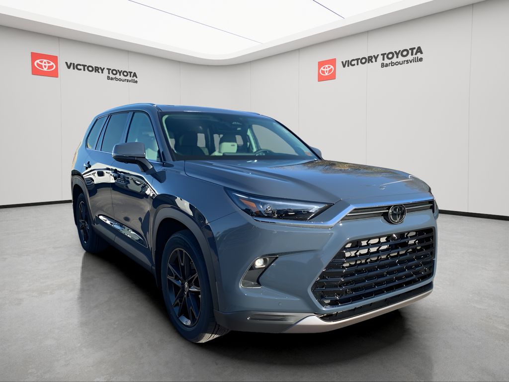 2026 Toyota Grand Highlander Platinum's photo