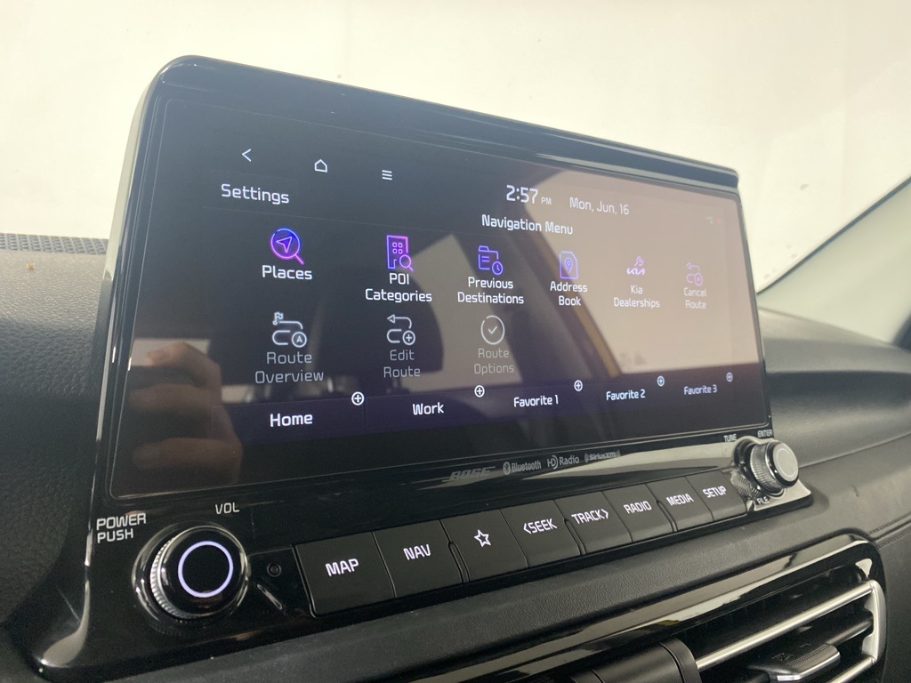 2022 Kia Seltos SX photo 16
