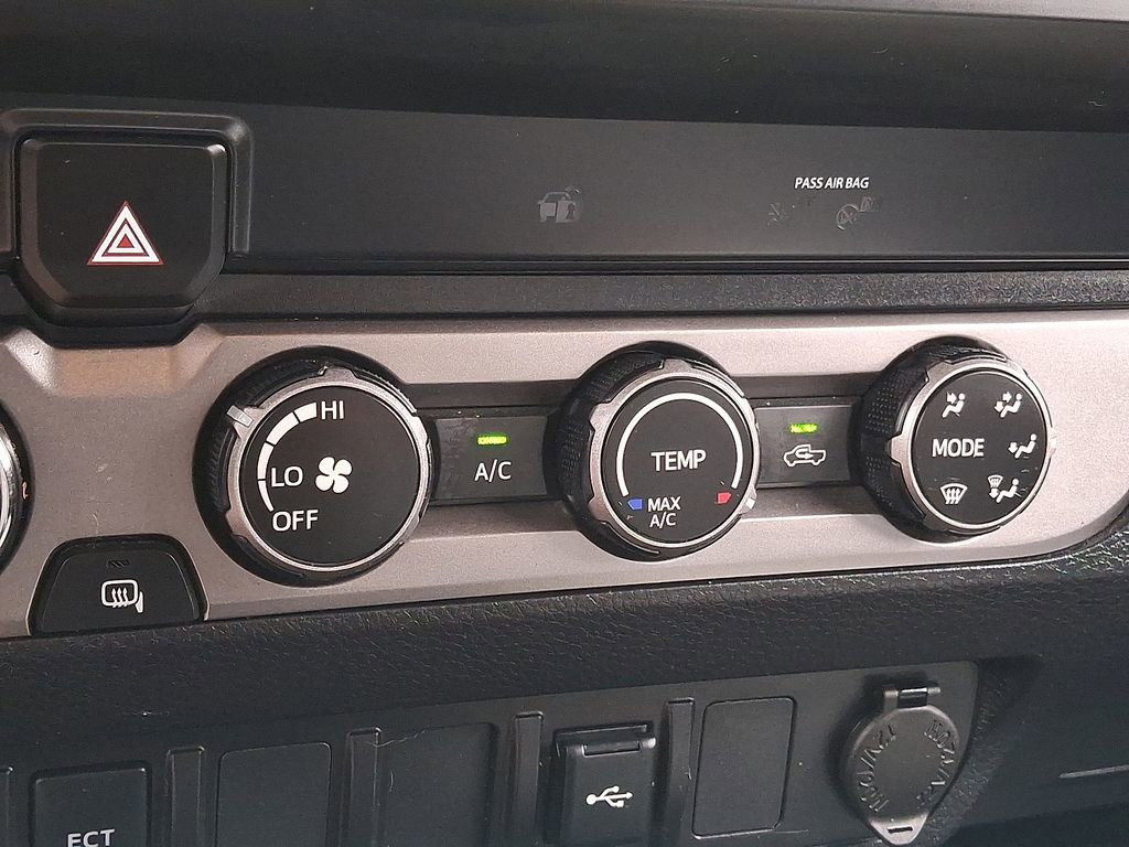 2022 Toyota Tacoma SR photo 16