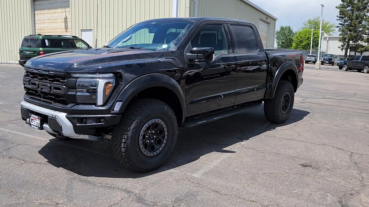 2025 Ford F-150 Raptor photo 2