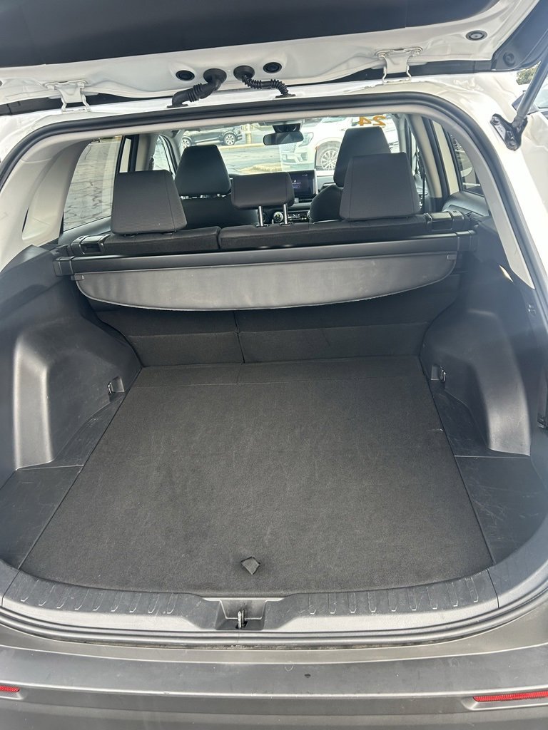 2024 Toyota RAV4 Hybrid XLE photo 11