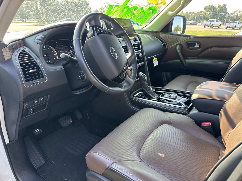 2023 Infiniti QX80 Premium Select photo 16