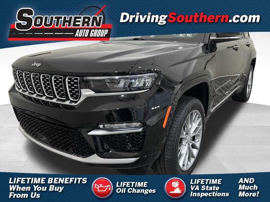 2022 Jeep Grand Cherokee Summit's photo