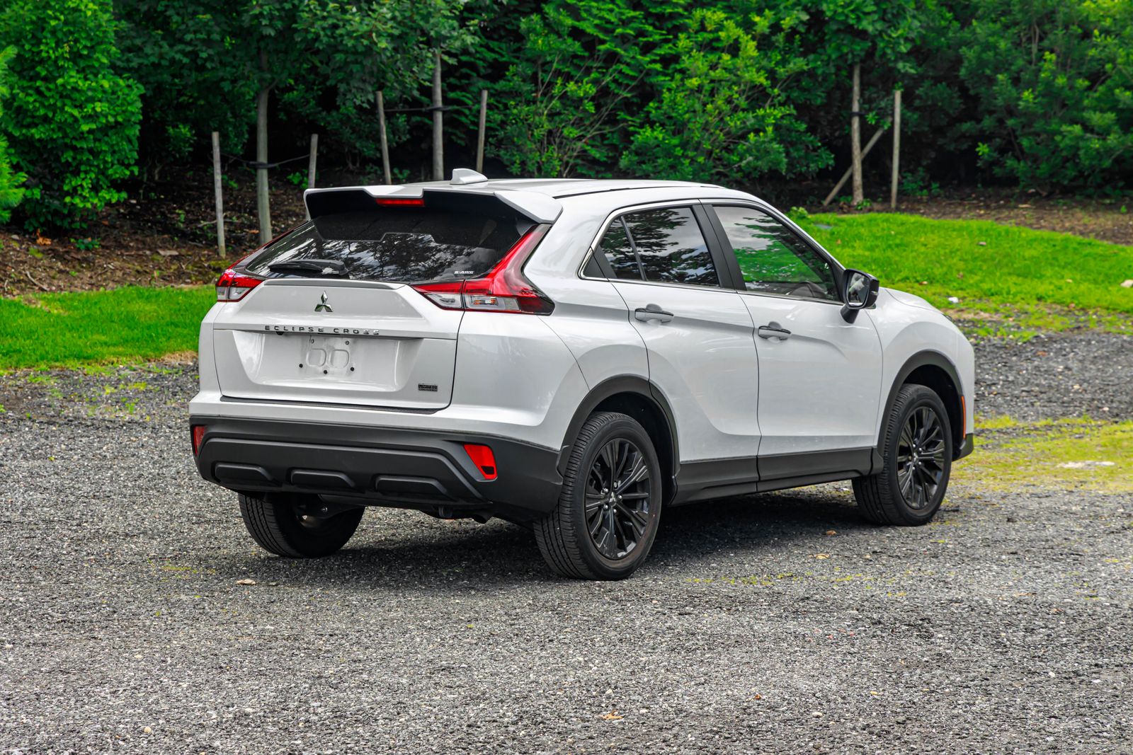 2022 Mitsubishi Eclipse Cross LE SEL GT photo 7