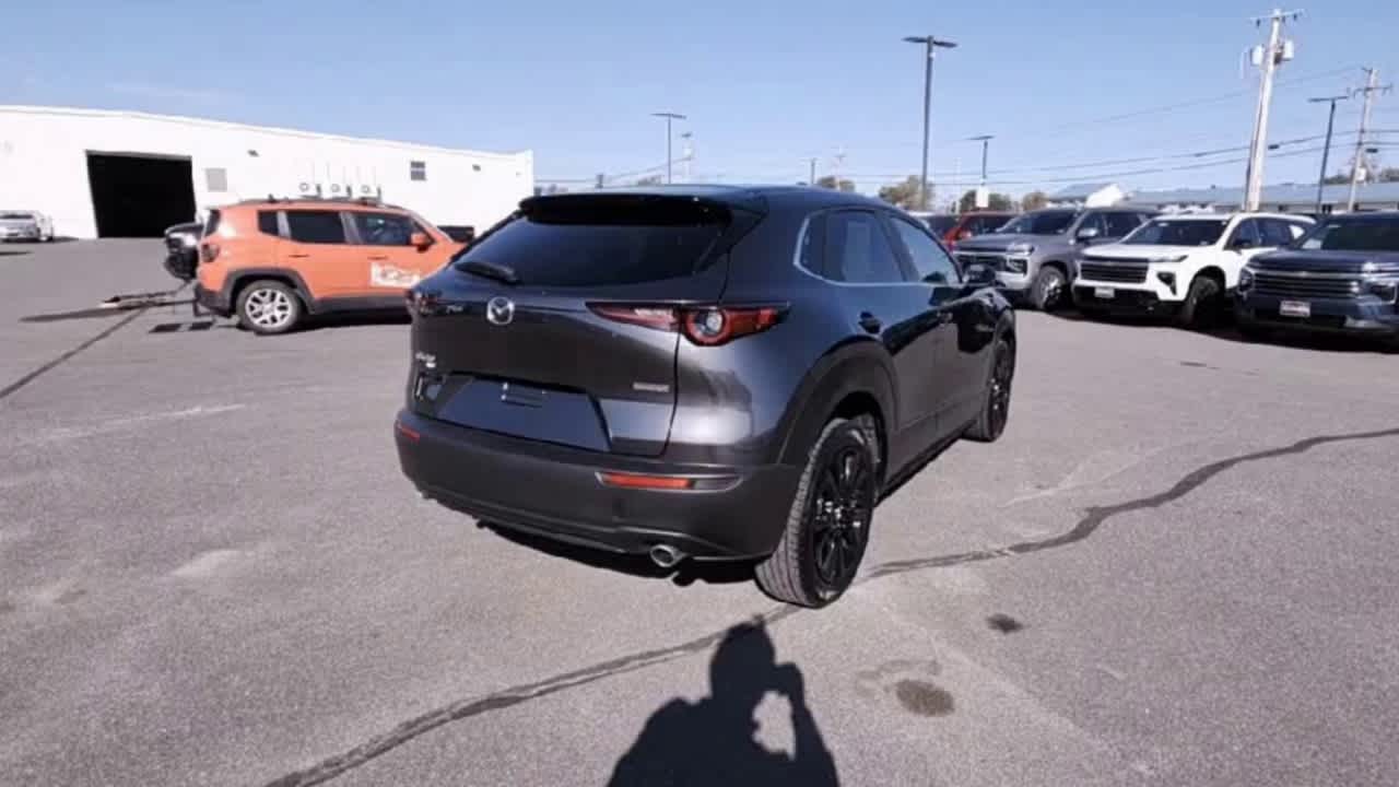 2024 Mazda CX-30 2.5 Select Sport photo 2