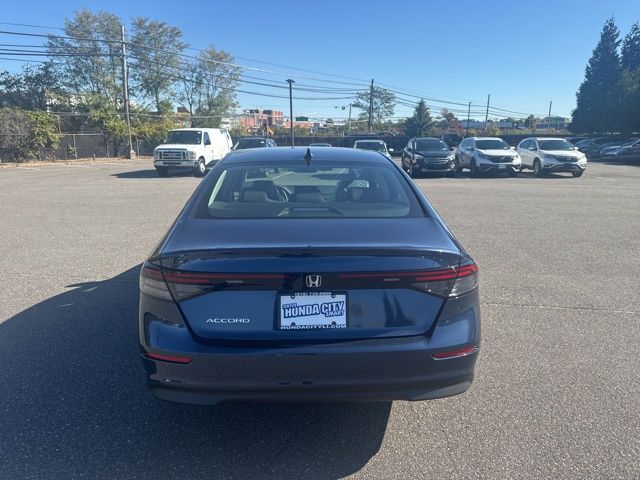 2025 Honda Accord SE photo 3
