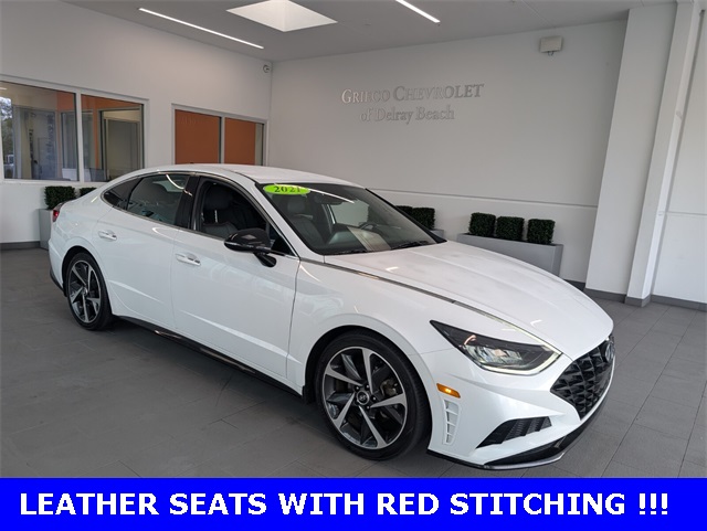 2021 Hyundai Sonata SEL Plus photo 2