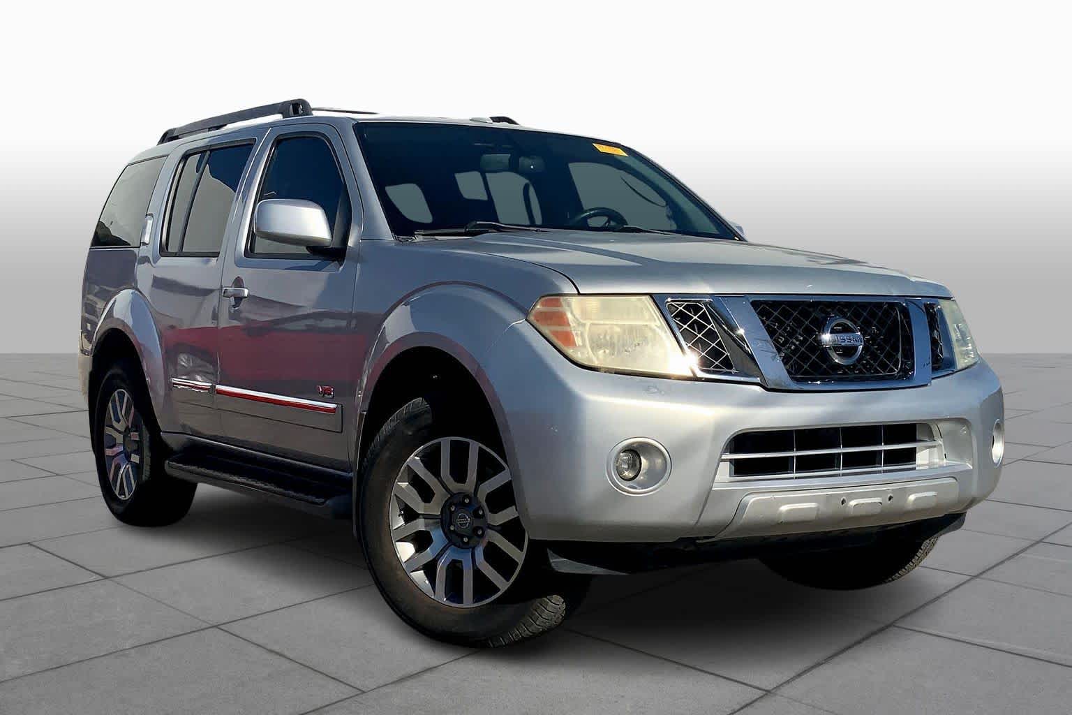 Used 2008 Nissan Pathfinder LE with VIN 5N1BR18B08C630892 for sale in El Paso, TX