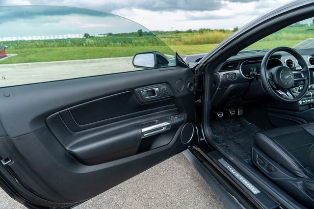 2022 Ford Mustang GT Premium photo 18