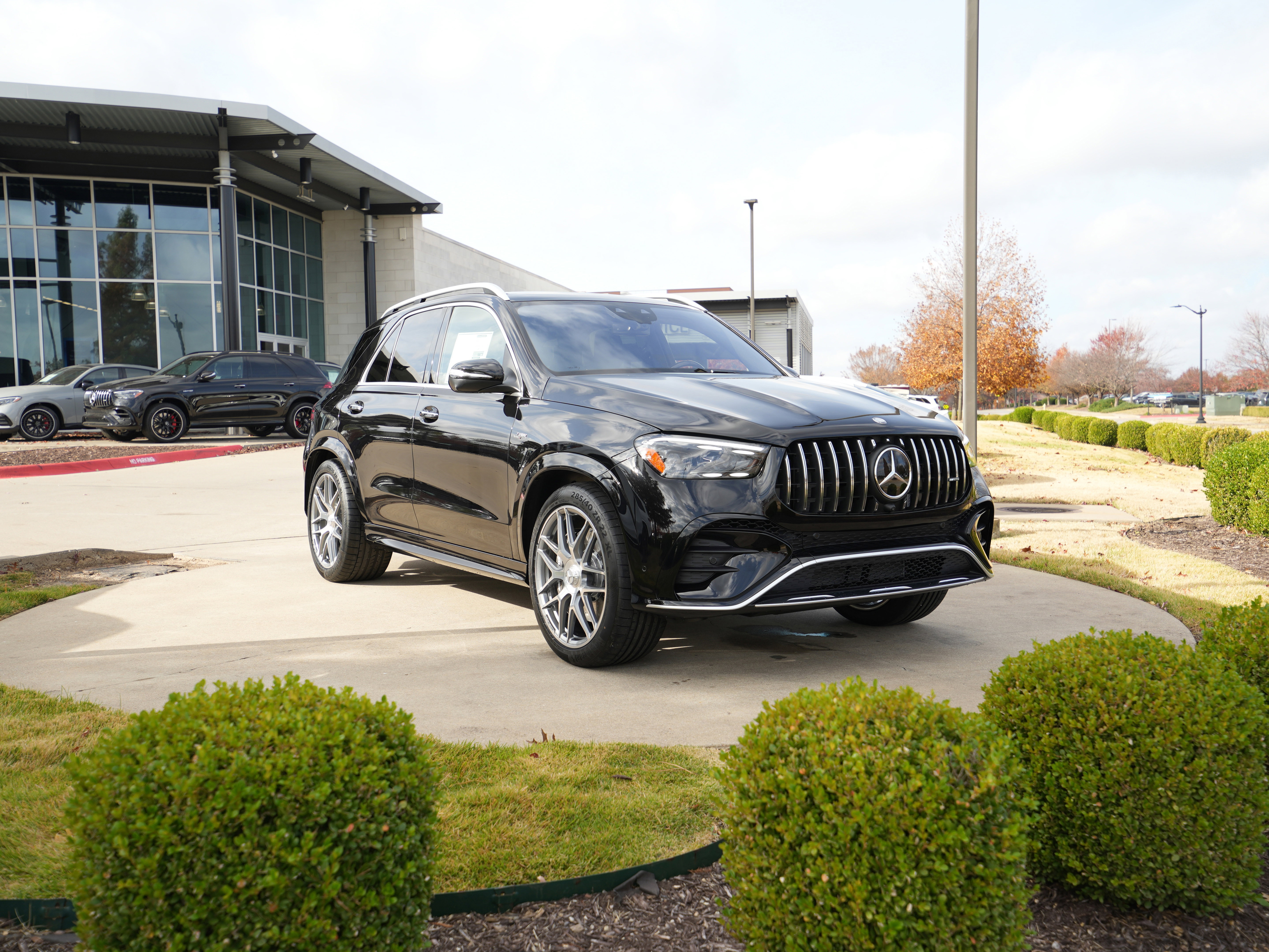 2026 Mercedes-Benz GLE AMG GLE 53's photo